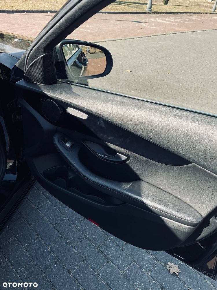 Mercedes-Benz Klasa C 220 (BlueTEC) d BlueEffICIENCY Edition 7G-TRONIC - 27