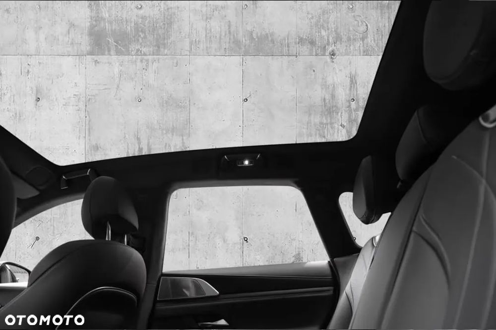 XPeng G9 98 kWh AWD Performance - 34