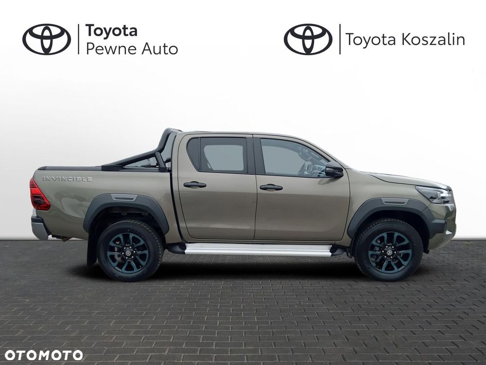 Toyota Hilux 2.8 D-4D mHEV Double Cab Invincible 4x4 - 24
