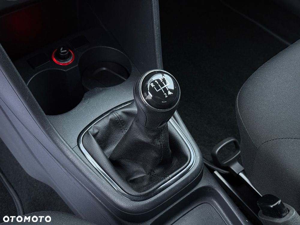 Volkswagen Polo - 18