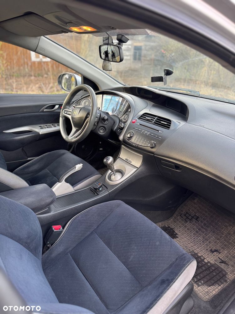Honda Civic 1.4 Base - 9