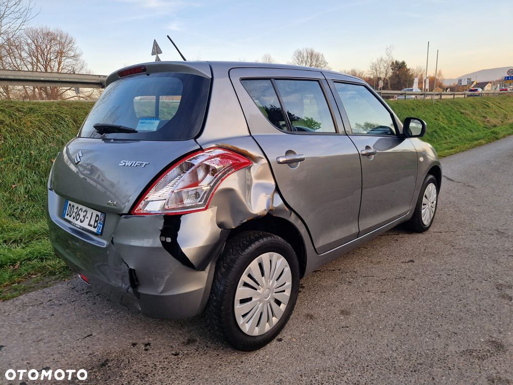 Suzuki Swift - 8