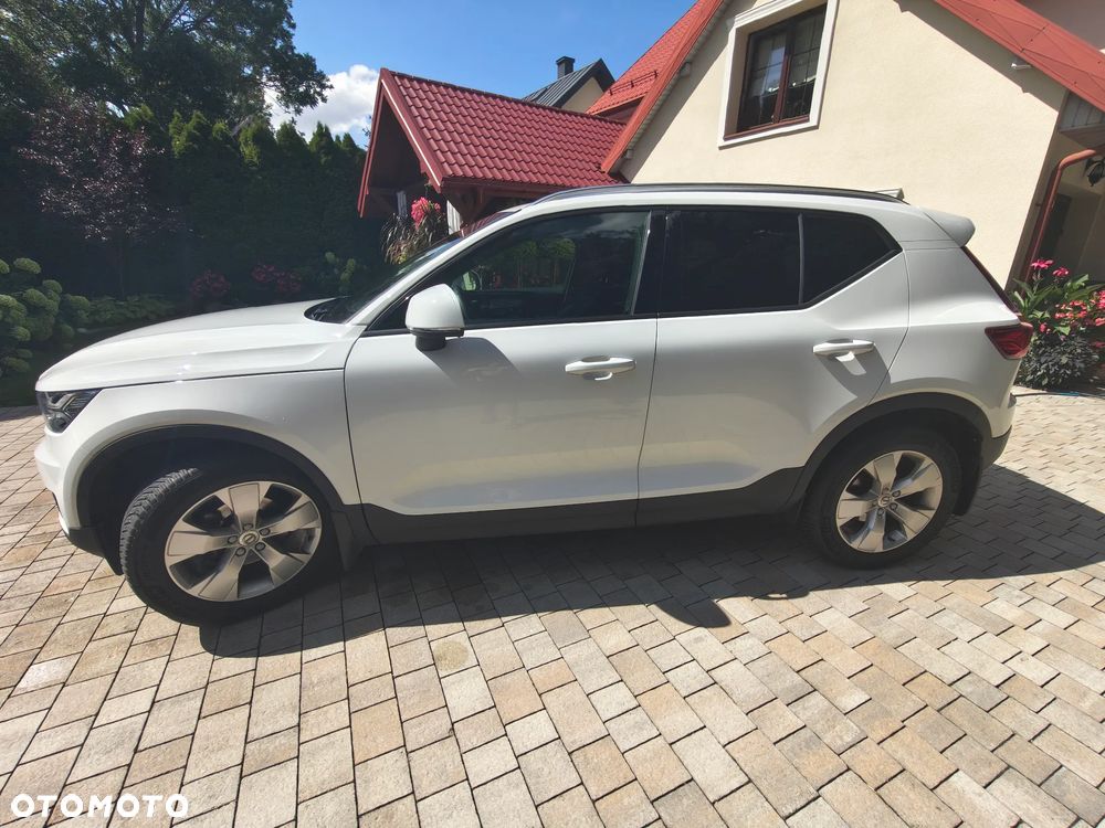 Volvo XC 40 T3 Momentum Pro - 5