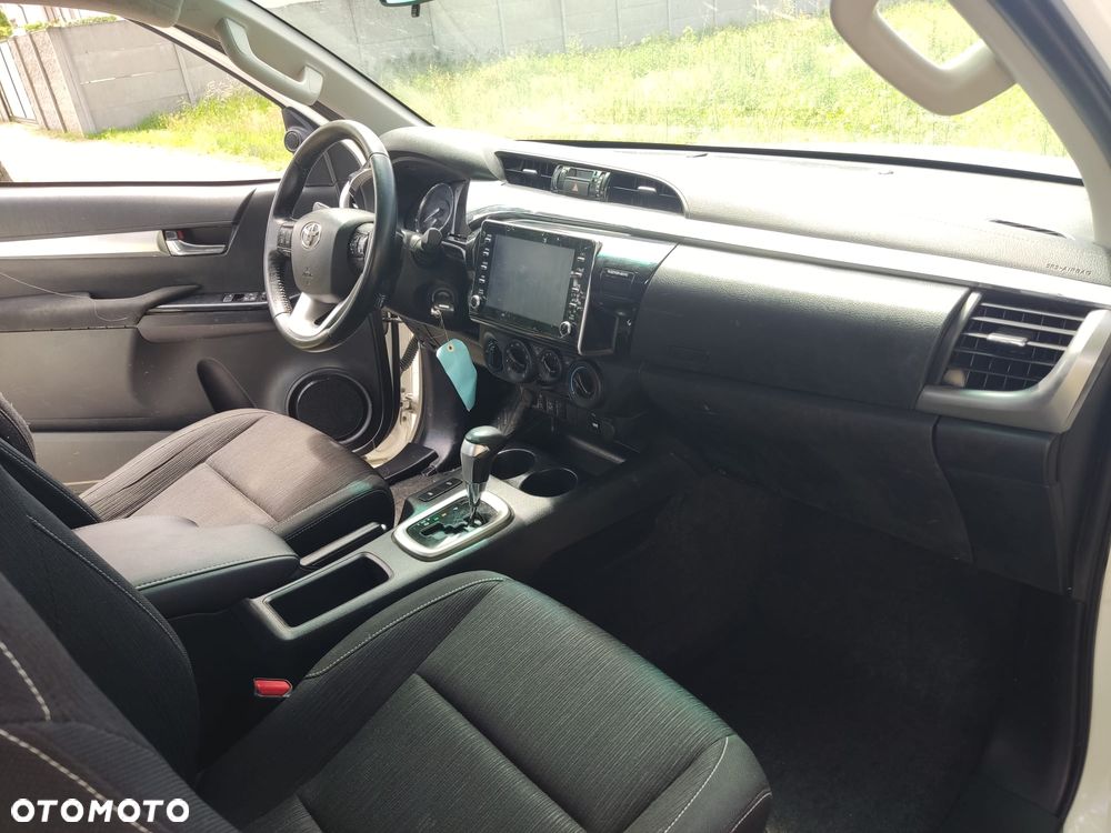 Toyota Hilux - 19