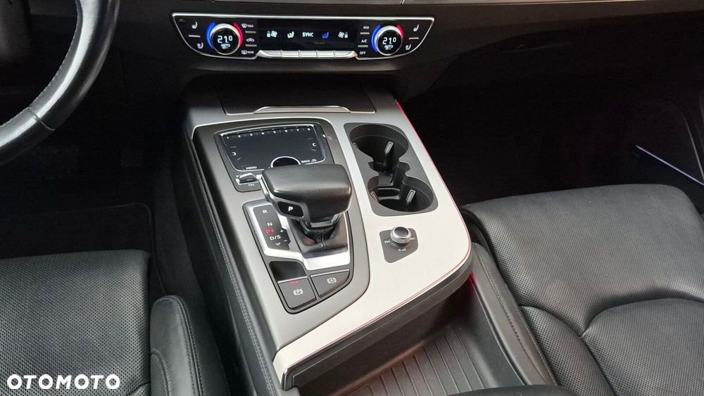 Audi Q7 50 TDI mHEV Quattro S Line Tiptr - 35