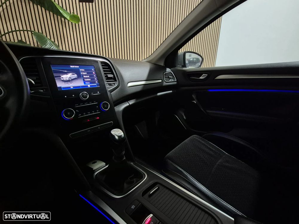 Renault Mégane Sport Tourer 1.5 dCi GT Line - 22