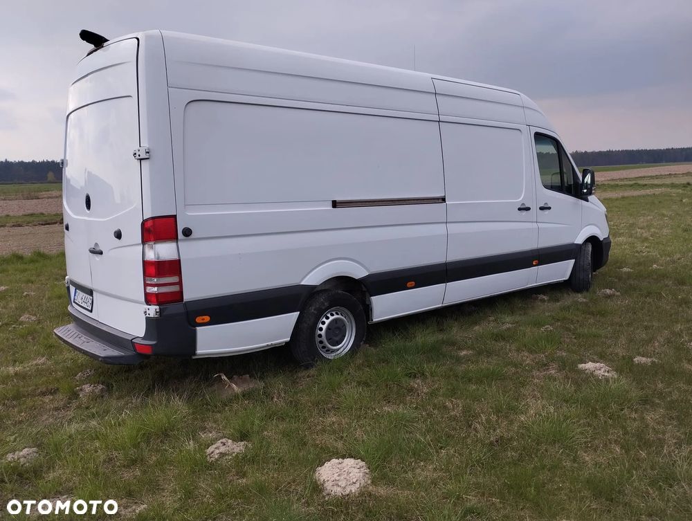 Mercedes-Benz Sprinter - 5