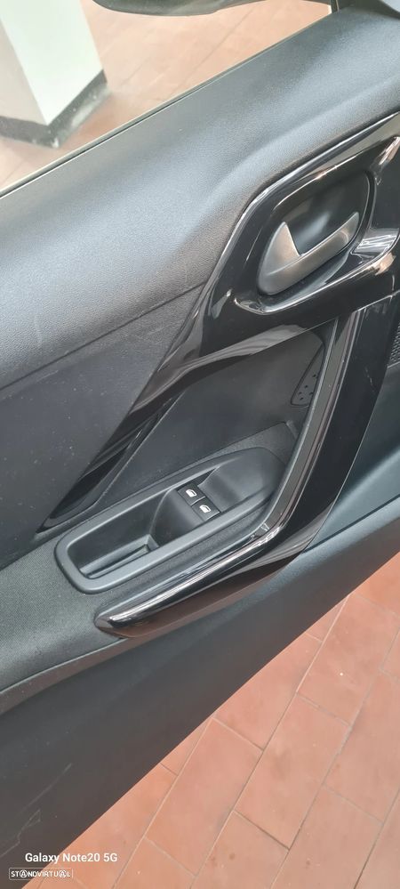 Peugeot 208 PureTech 68 Active - 23