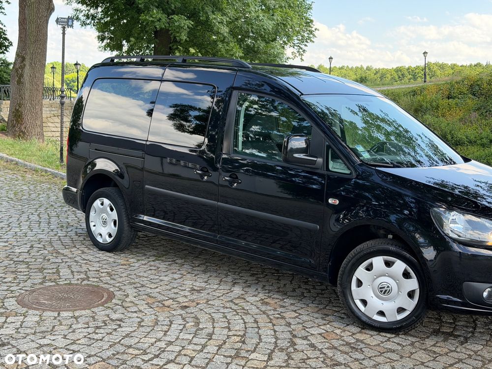 Volkswagen Caddy Maxi Comfortline BMT - 38
