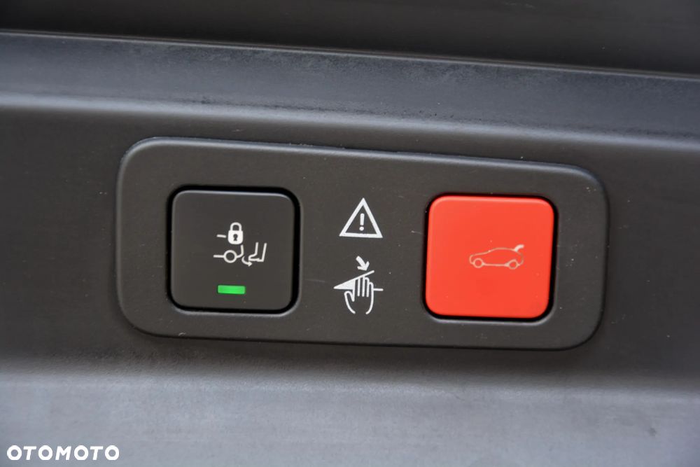 Peugeot 5008 1.6 PureTech GT Line S&S EAT8 - 30