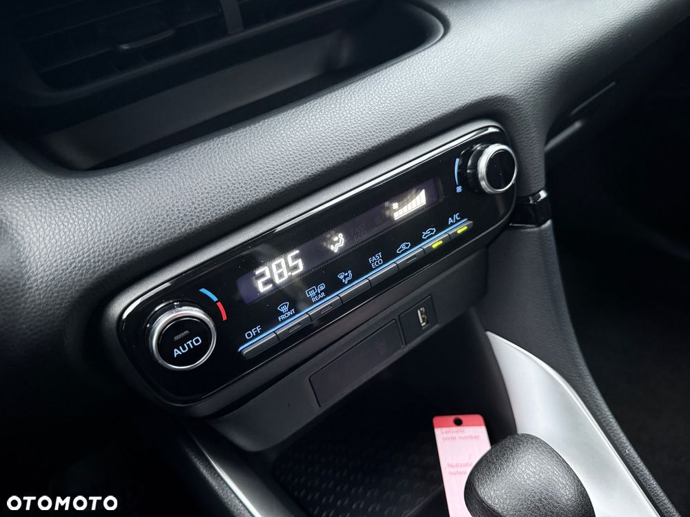 Toyota Yaris 1.5 VVT-i Style - 34