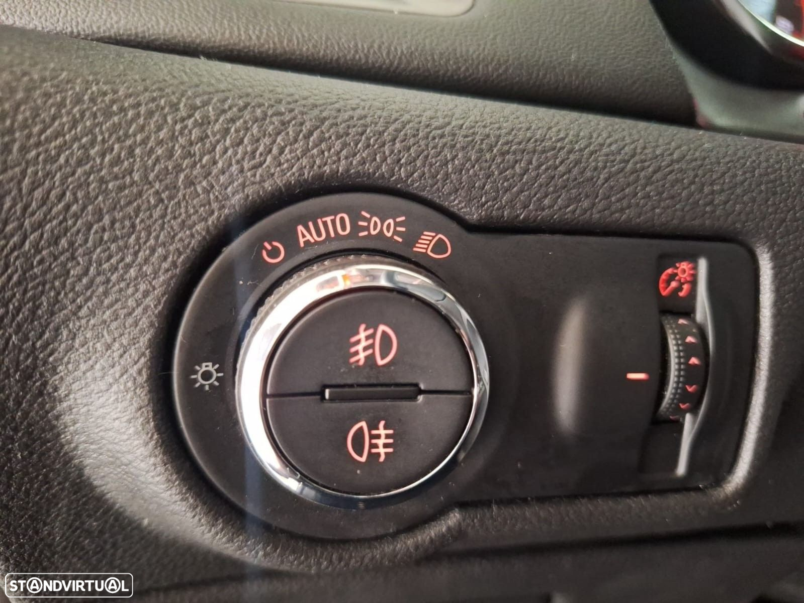 Opel Astra 1.7 CDTi Cosmo - 18