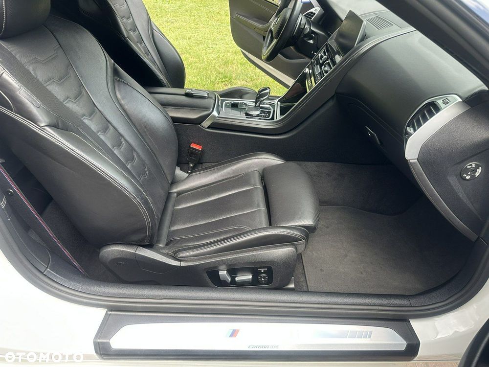 BMW Seria 8 M850i xDrive - 15