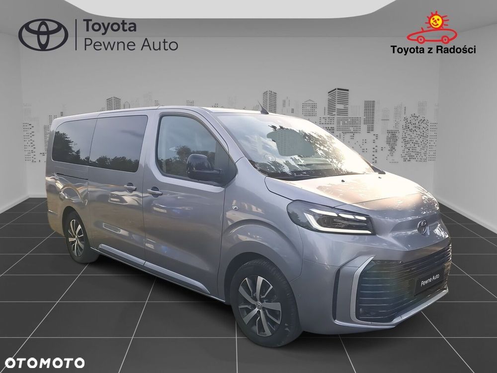 Toyota Proace Verso 2025 photo 2
