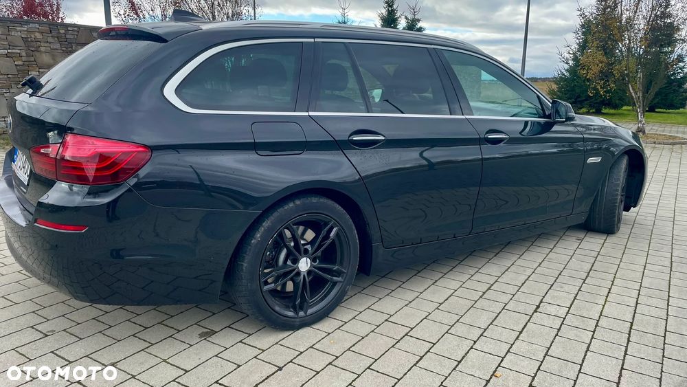 BMW Seria 5 525d xDrive Luxury Line - 8