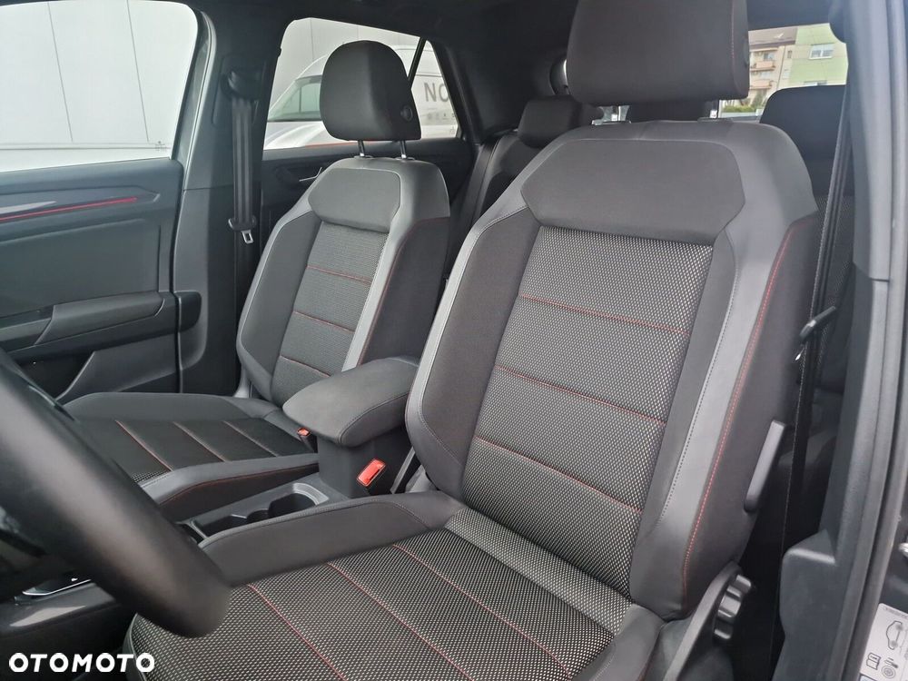 Volkswagen T-Roc - 12