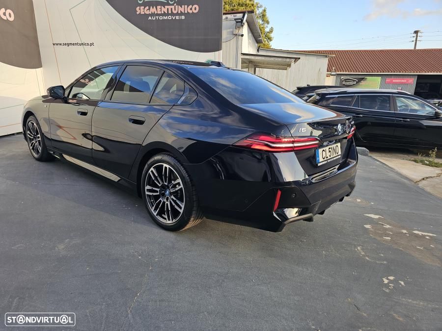BMW i5 eDrive40 Pack Desportivo M - 10