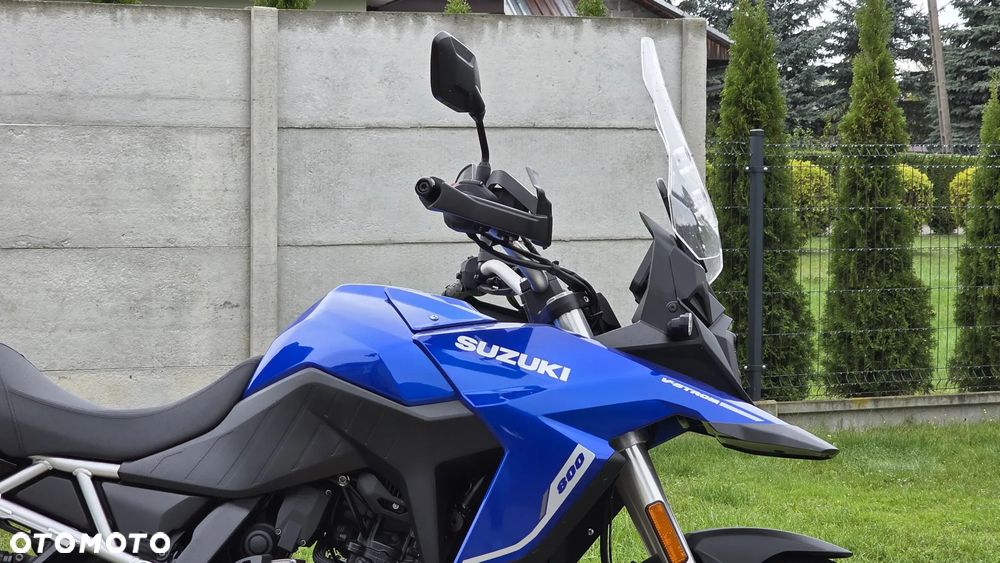 Suzuki V-STROM - 18