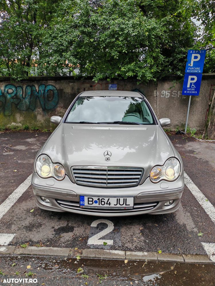 Mercedes-Benz C 180 Kompressor Automatik Avantgarde - 8