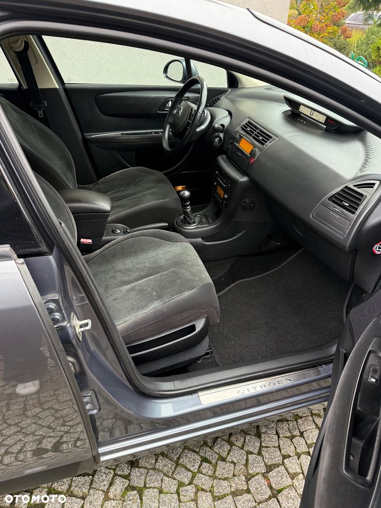 Citroën C4 2.0 HDi Exclusive - 9