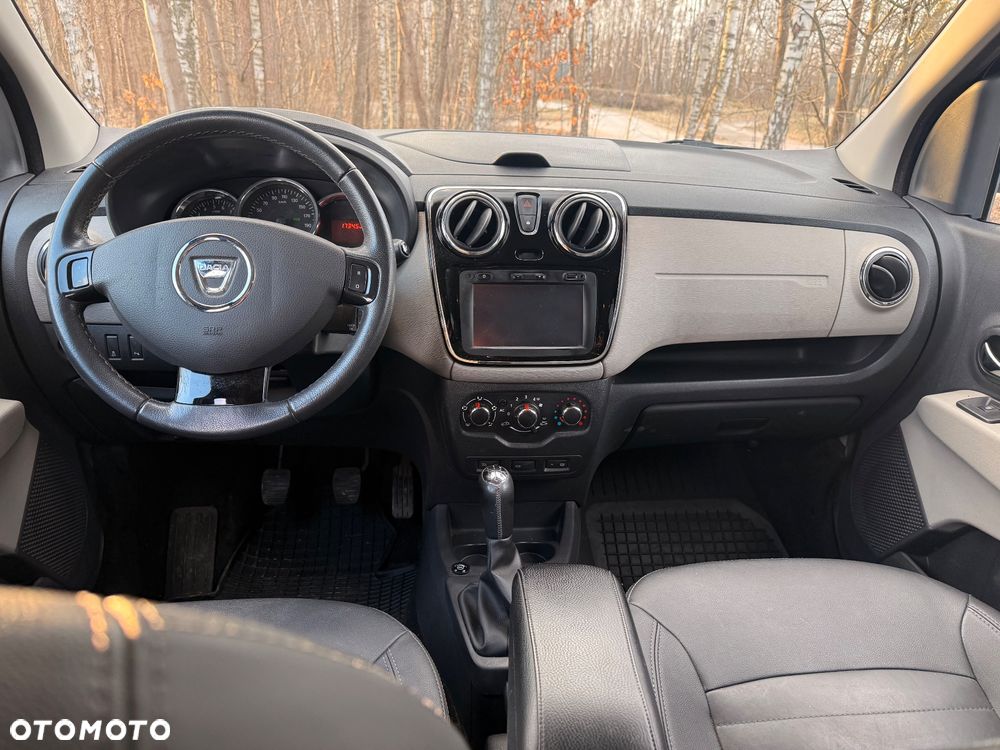 Dacia Lodgy 1.6 MPI 85 Prestige - 7