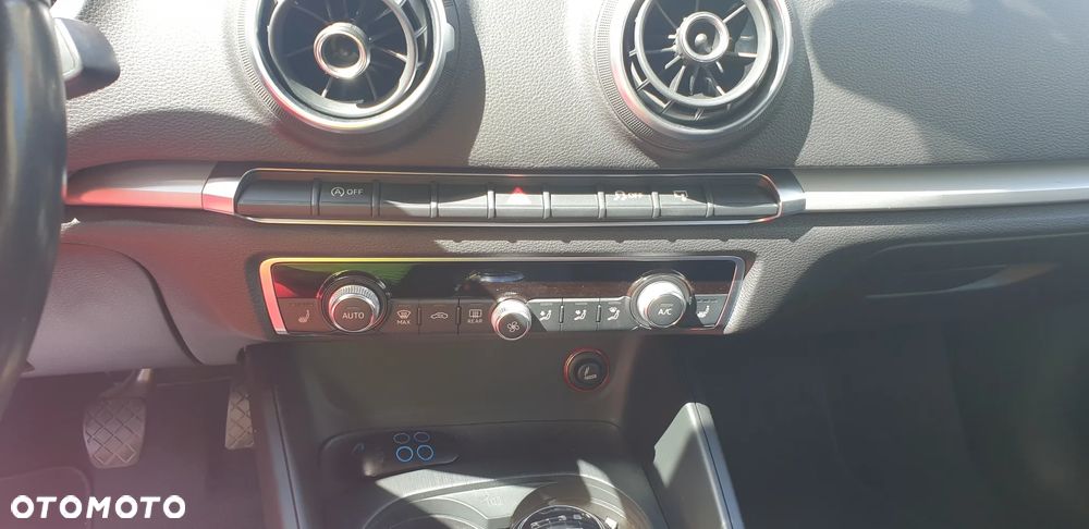 Audi A3 Limousine 1.4 TFSI Ambiente - 10