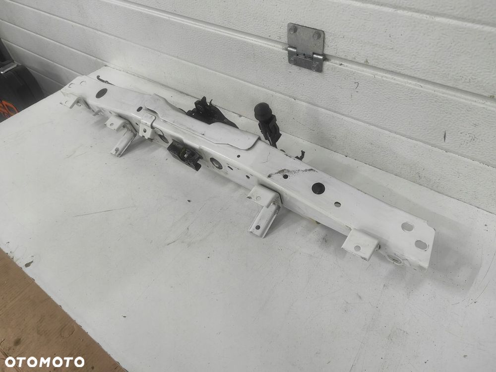 NISSAN QASHQAI J11 WZMOCNIENIE GÓRNE PAS - 2