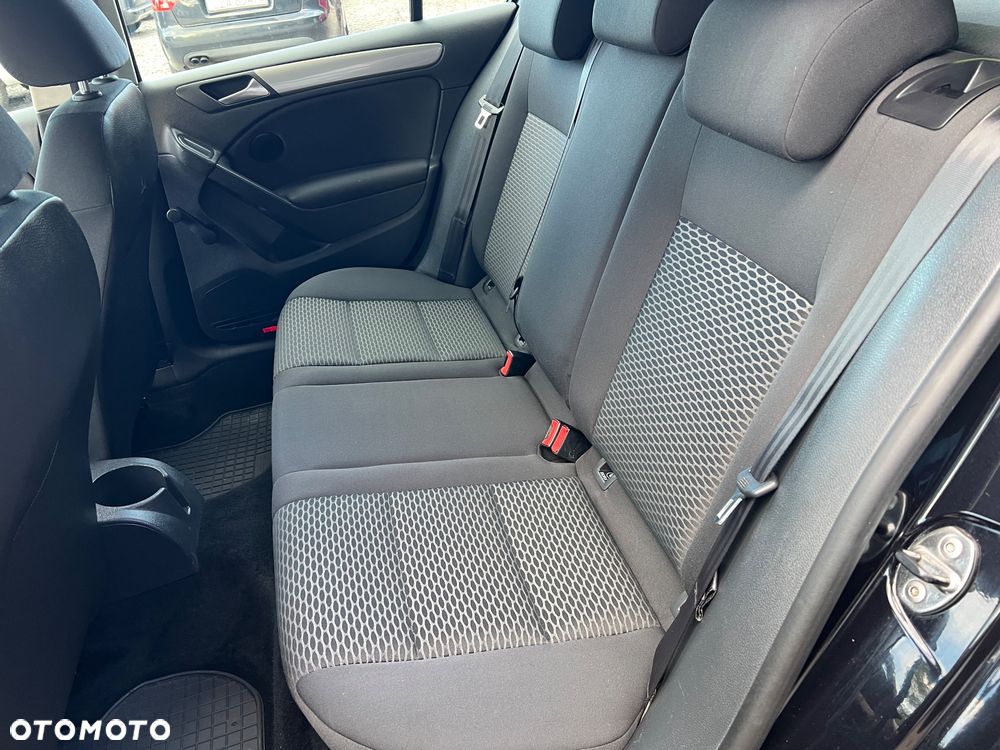 Volkswagen Golf 1.6 TDI DPF BlueMotion - 7