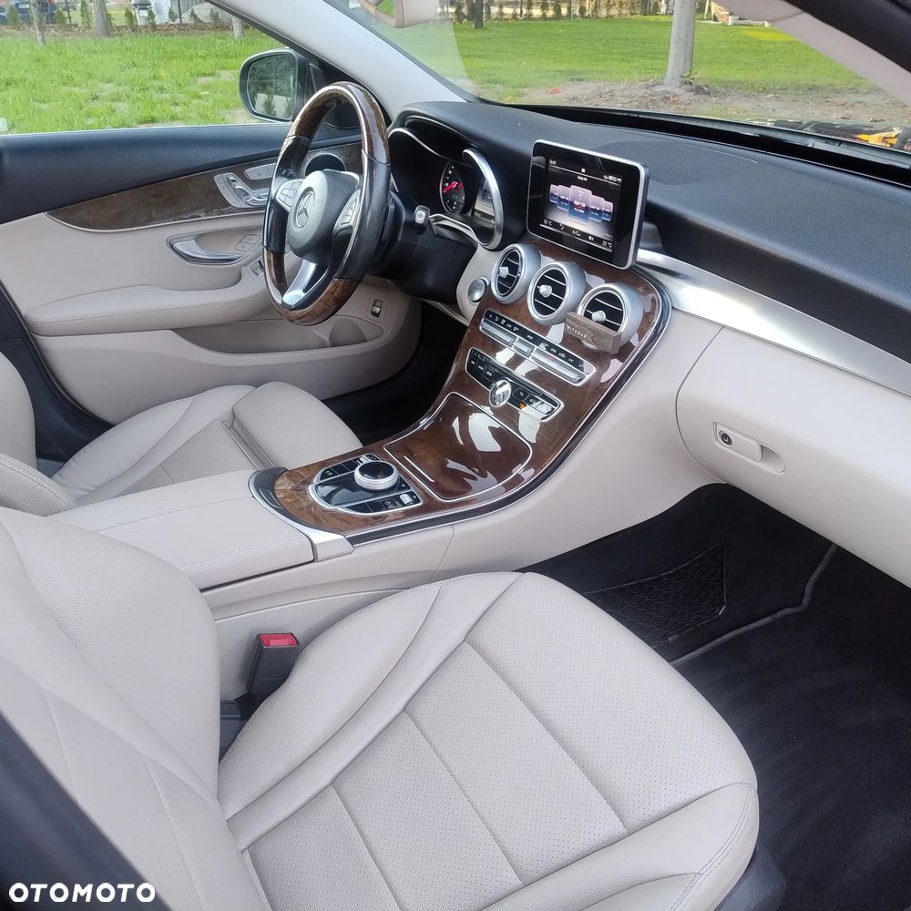 Mercedes-Benz Klasa C - 26