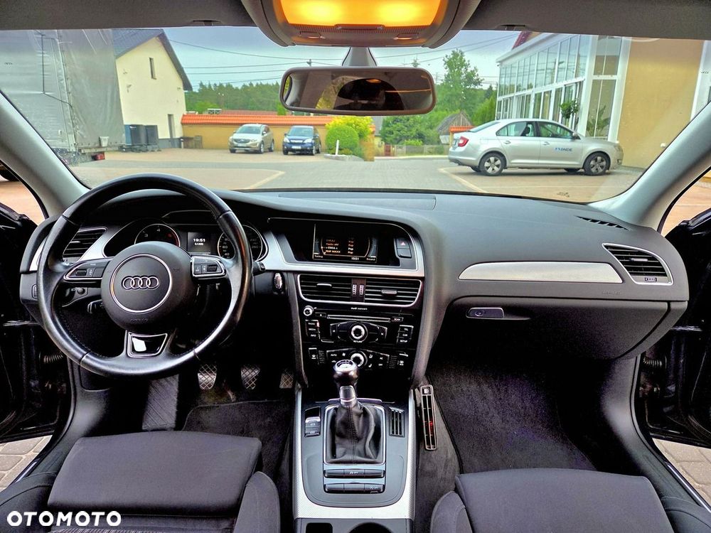 Audi A4 Limousine - 7