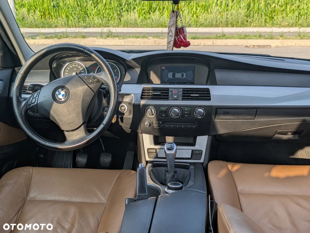 BMW Seria 5 - 15