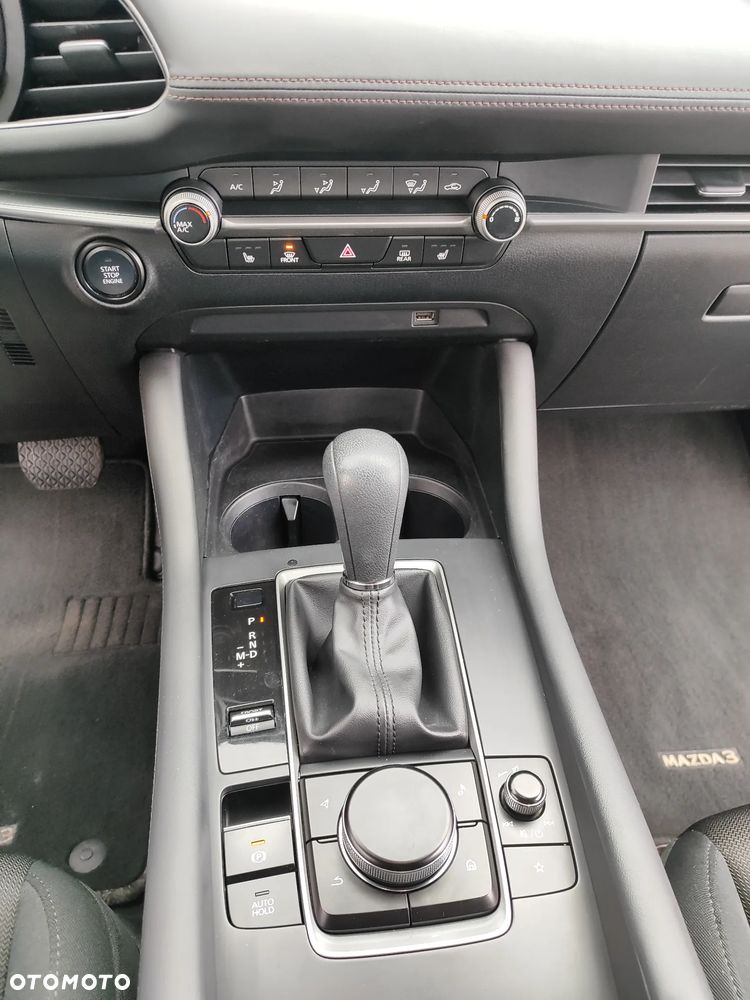 Mazda 3 SKYACTIV-X 2.0 M-Hybrid DRIVE - 11