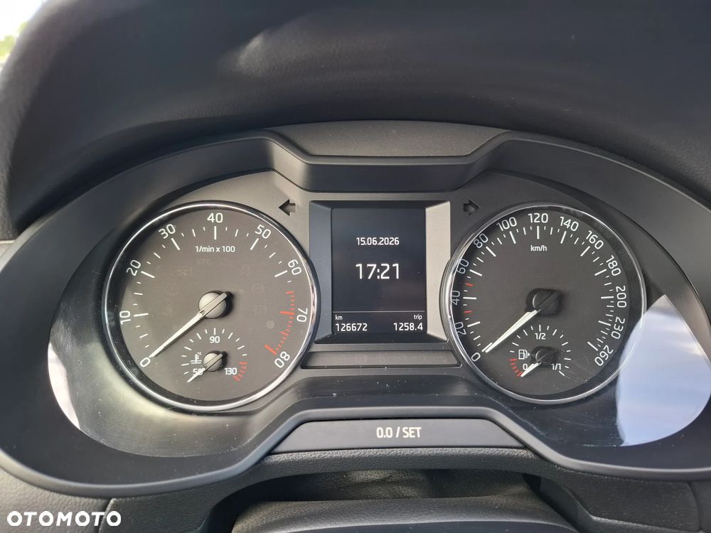 Skoda Octavia - 14
