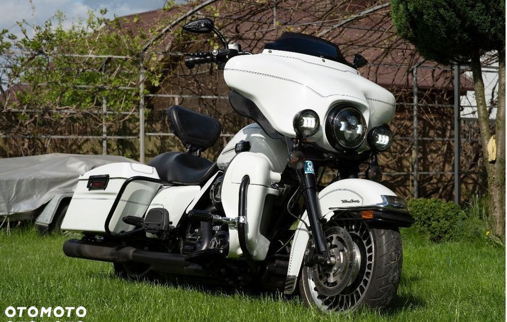 Harley-Davidson FLHTCU Ultra - 7