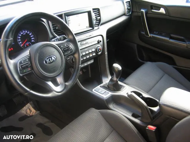Kia Sportage - 12