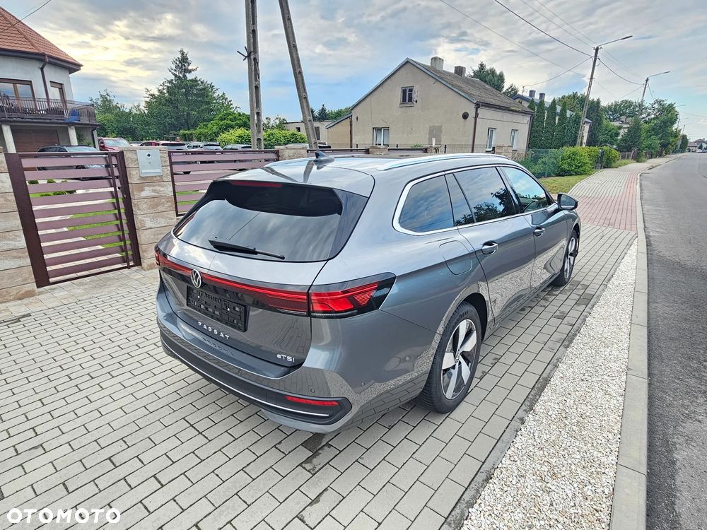 Volkswagen Passat 1.5 TSI EVO Elegance DSG - 3