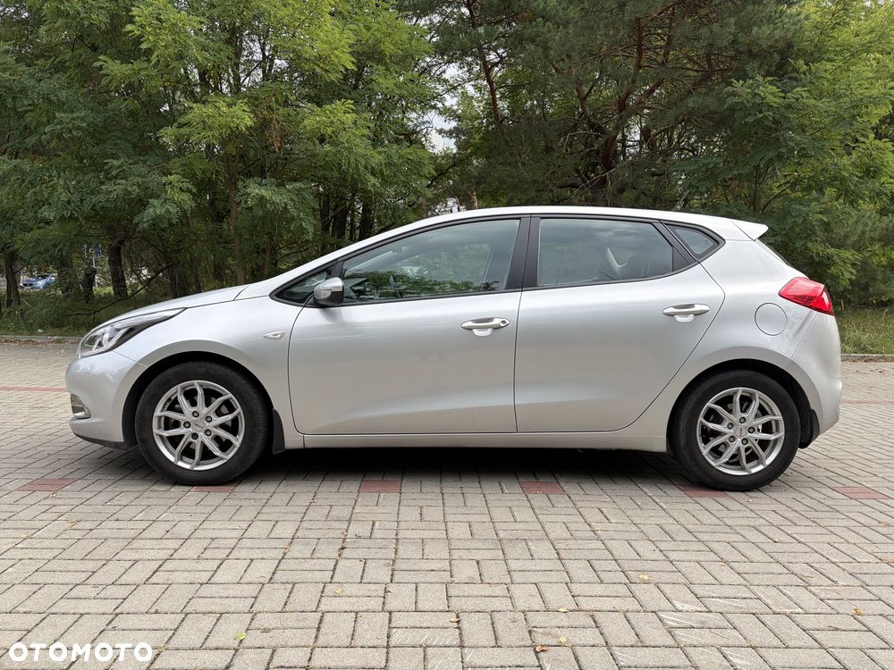 Kia Ceed 1.6 GDI L - 3