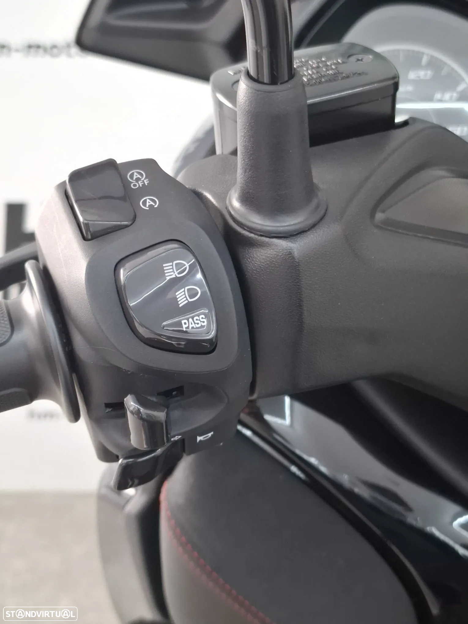 Yamaha X-Max TECH MAX - 18 MESES DE GARANTIA - 15