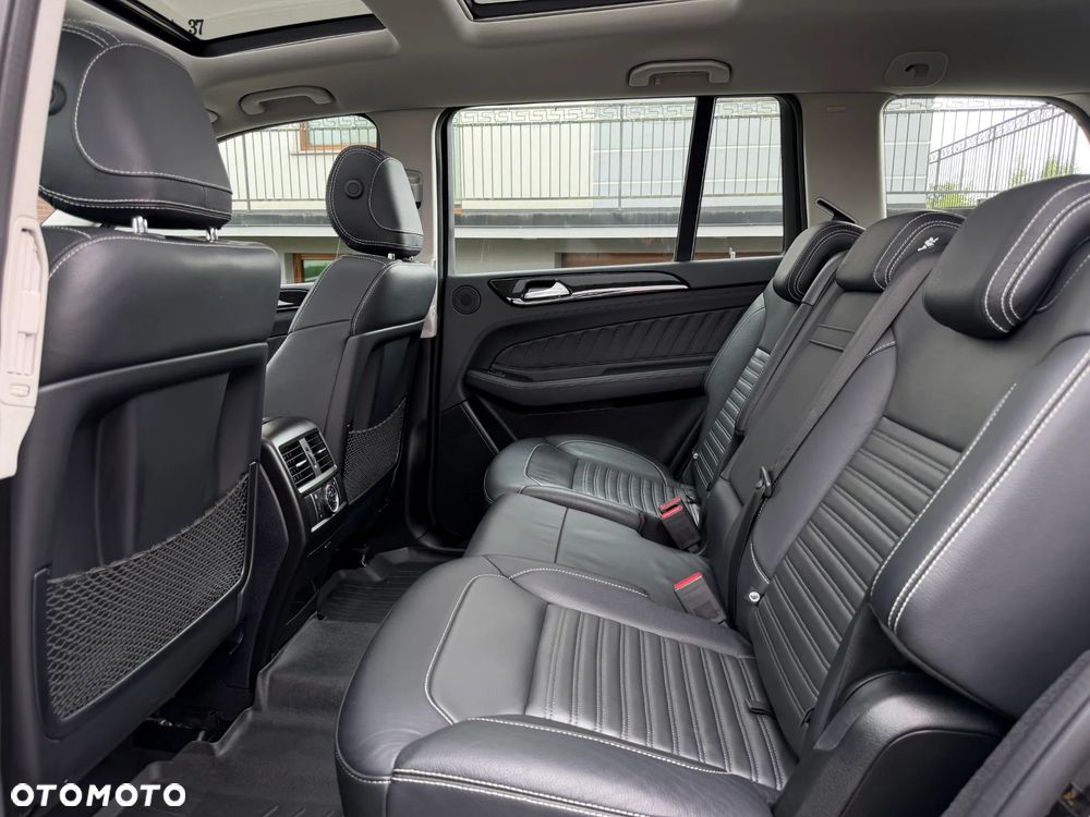 Mercedes-Benz GLS 350 d 4-Matic - 35