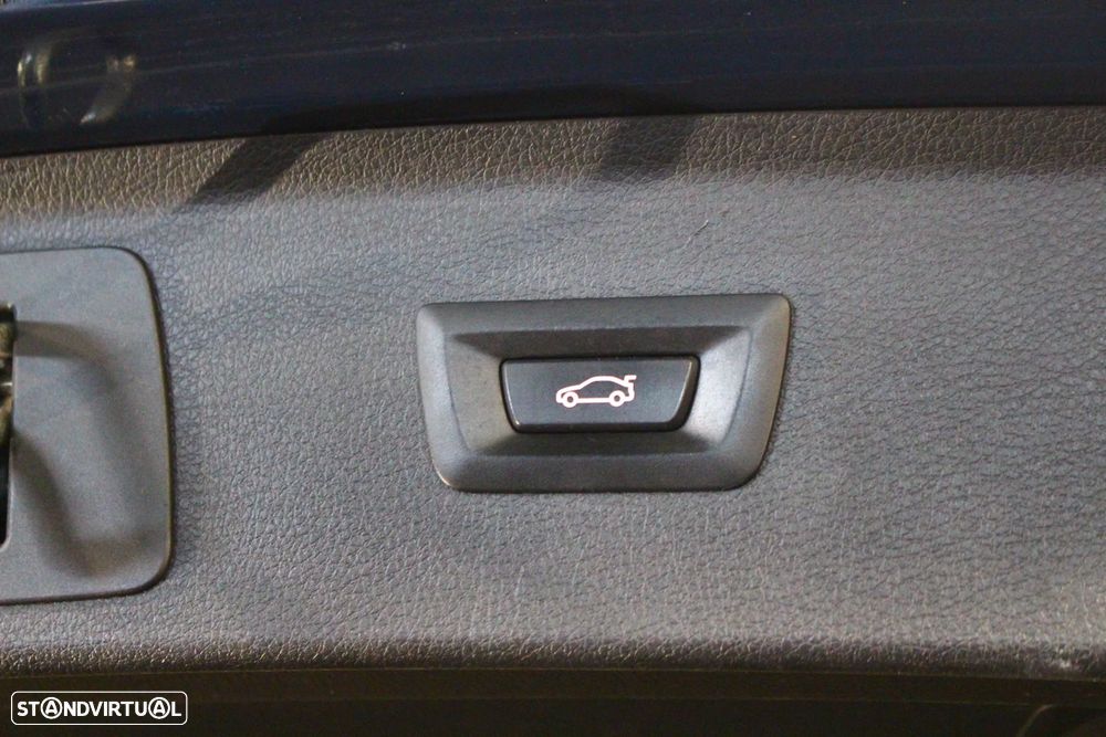 BMW 218 Active Tourer d Line Sport Auto - 23