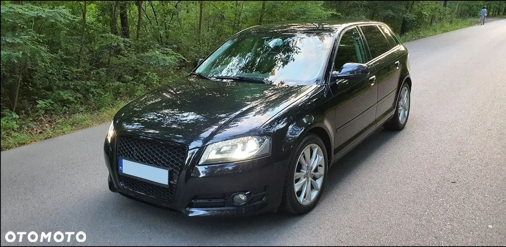 Audi A3 Sportback - 2