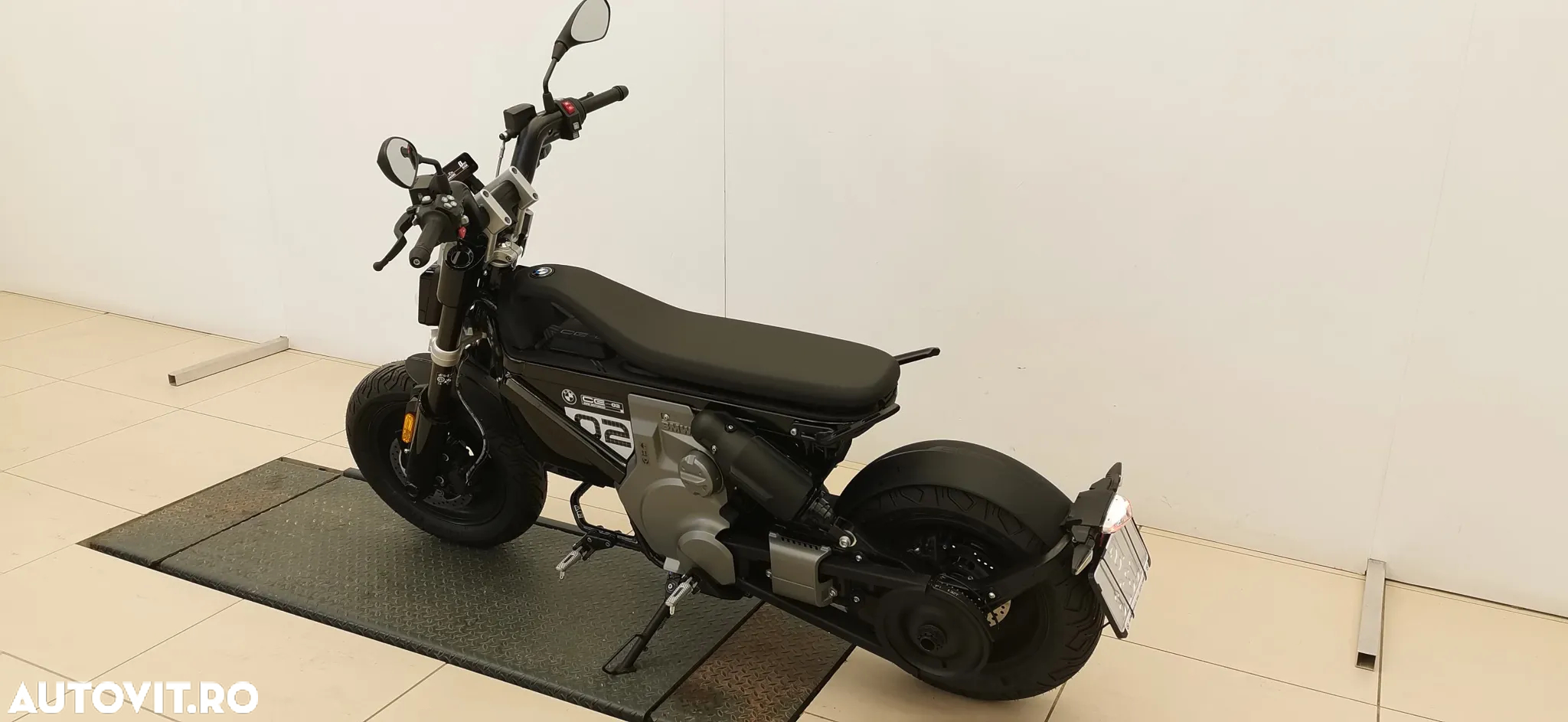 BMW CE 02 - 11