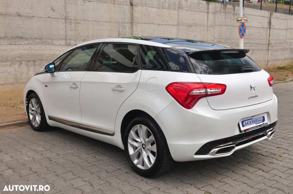 Citroën DS5 Hybrid4 EGS6 SportChic - 4