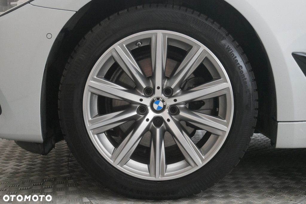 BMW Seria 5 - 14