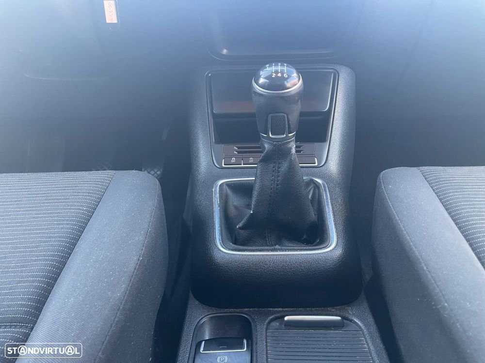 VW Tiguan 2.0 TDi Trend BlueMotion - 13