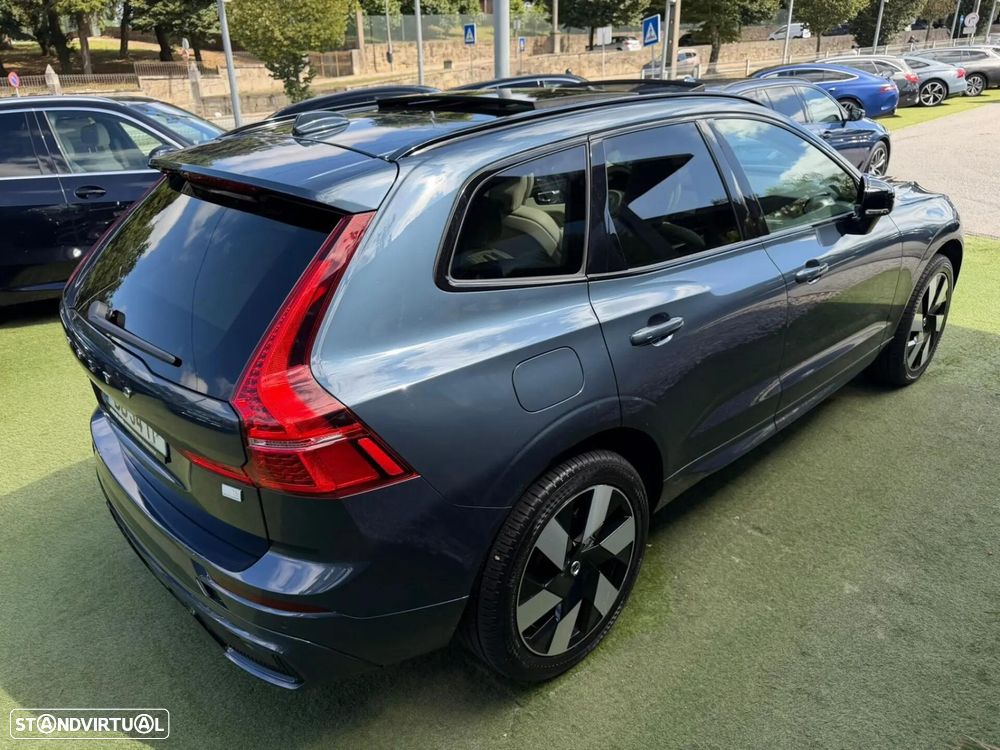 Volvo XC 60 2.0 T6 PHEV Ultimate Dark AWD - 14