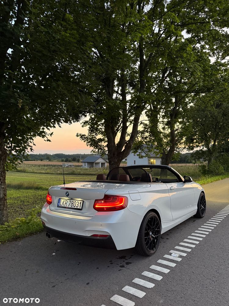 BMW Seria 2 220i - 1