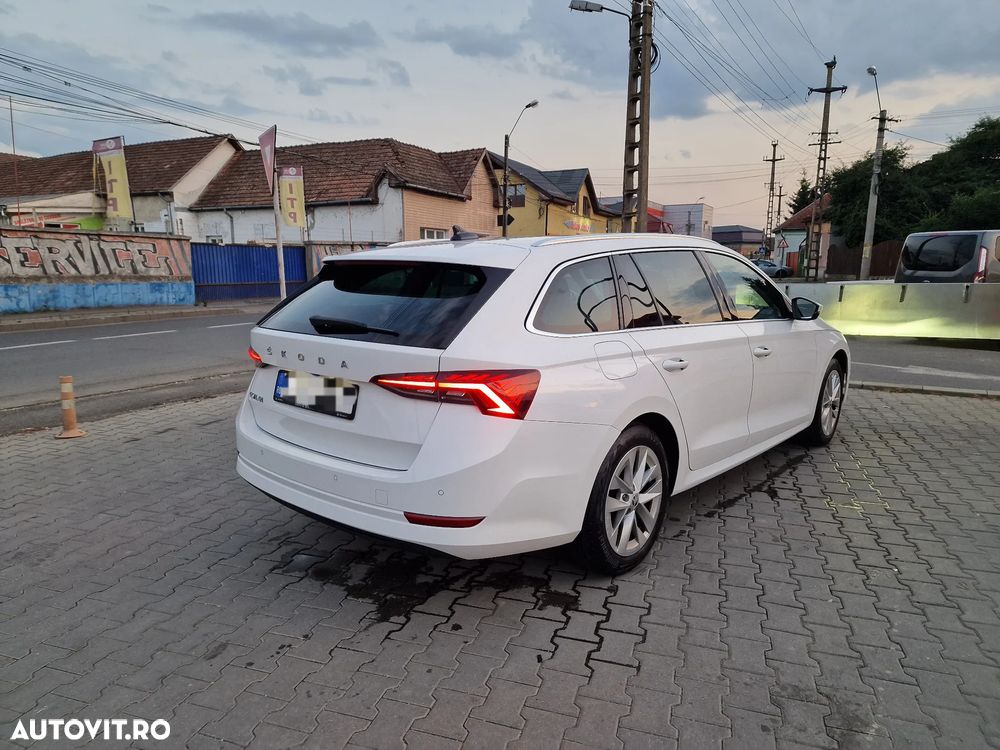 Skoda Octavia 2.0 TDI DSG Style - 4