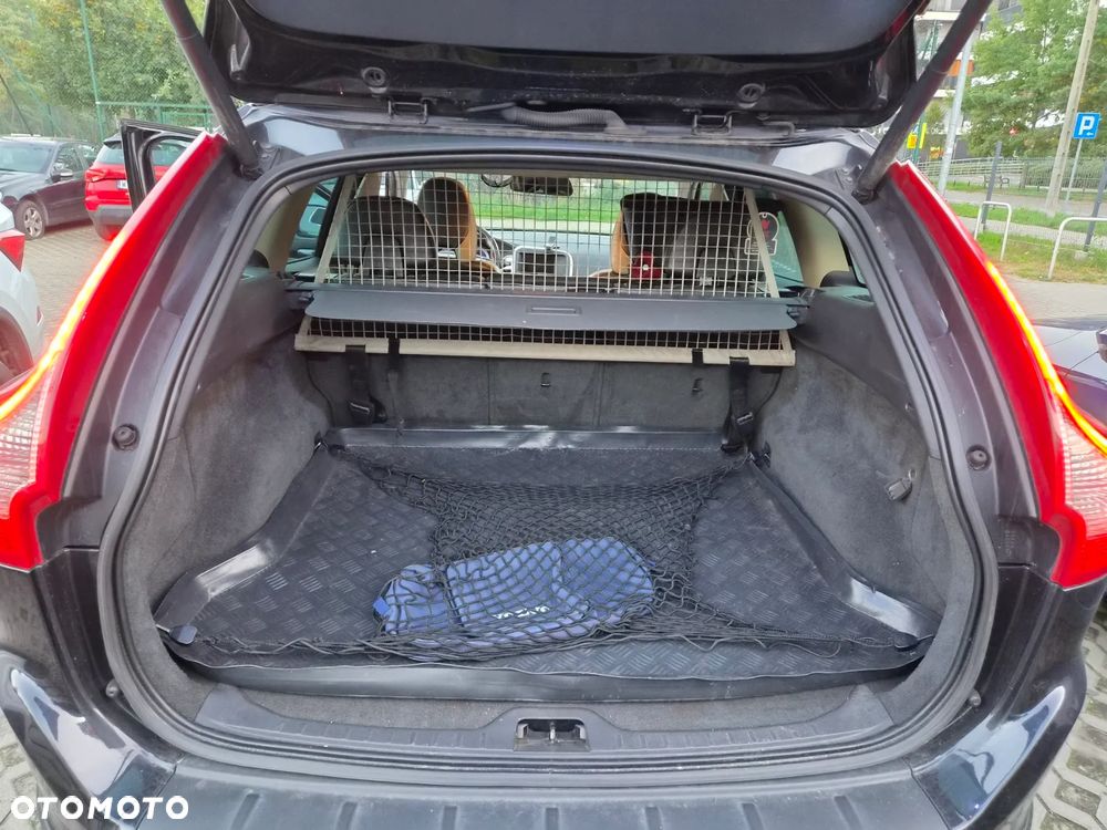 Volvo XC 60 DRIVe Momentum - 16