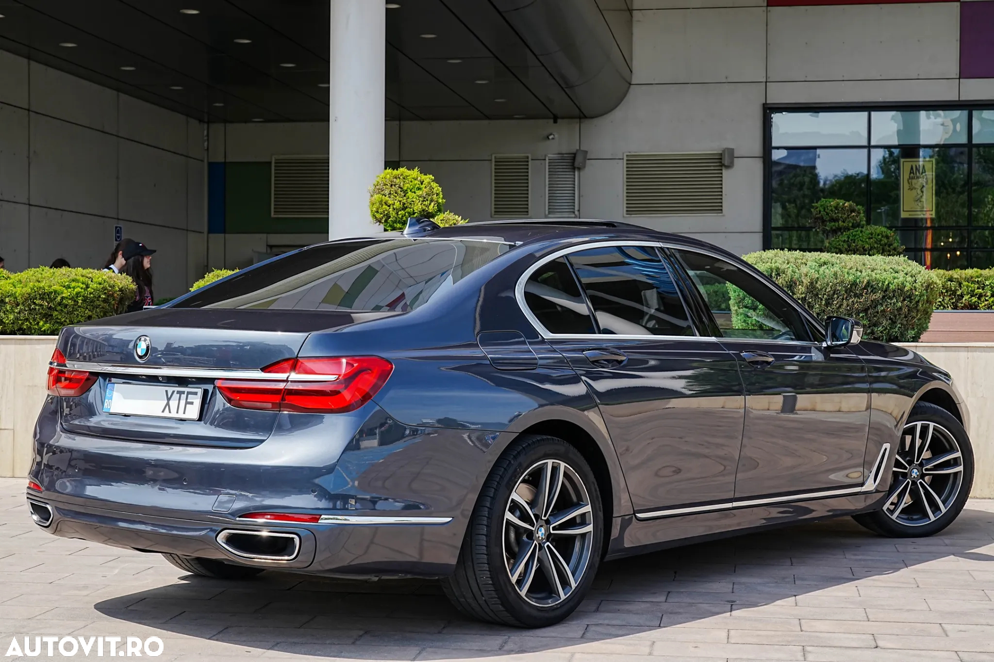 BMW Seria 7 730d xDrive - 10